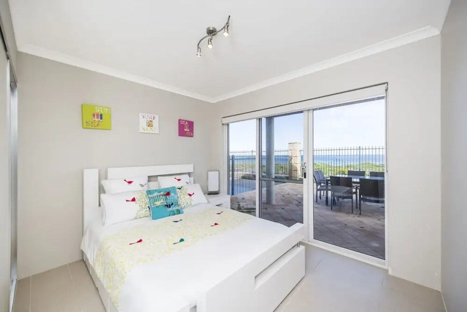 Ledge Point Village - Villa 16 - Beachfront Ocean Views