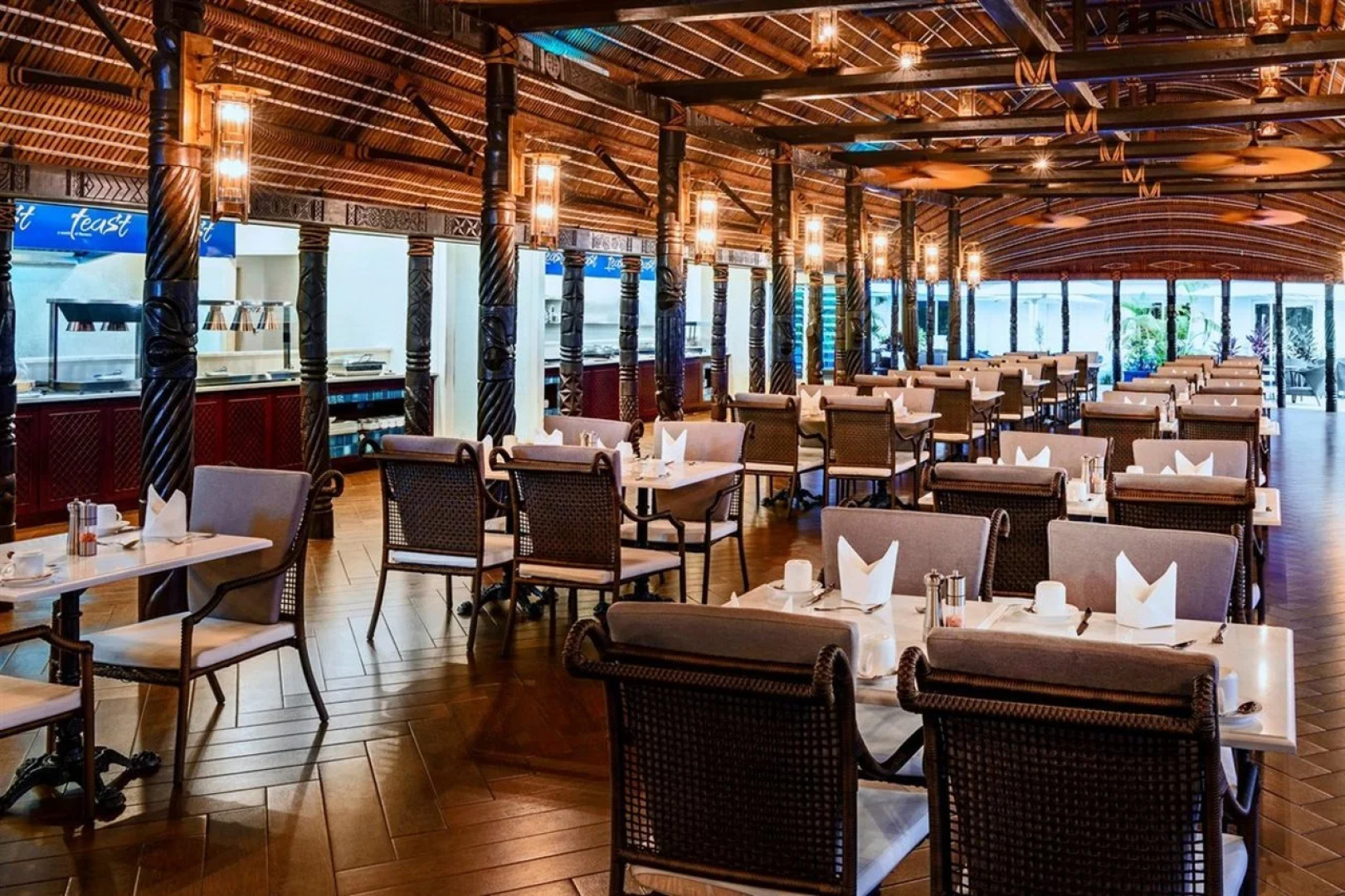 Sheraton Samoa Aggie Grey's Hotel & Bungalows