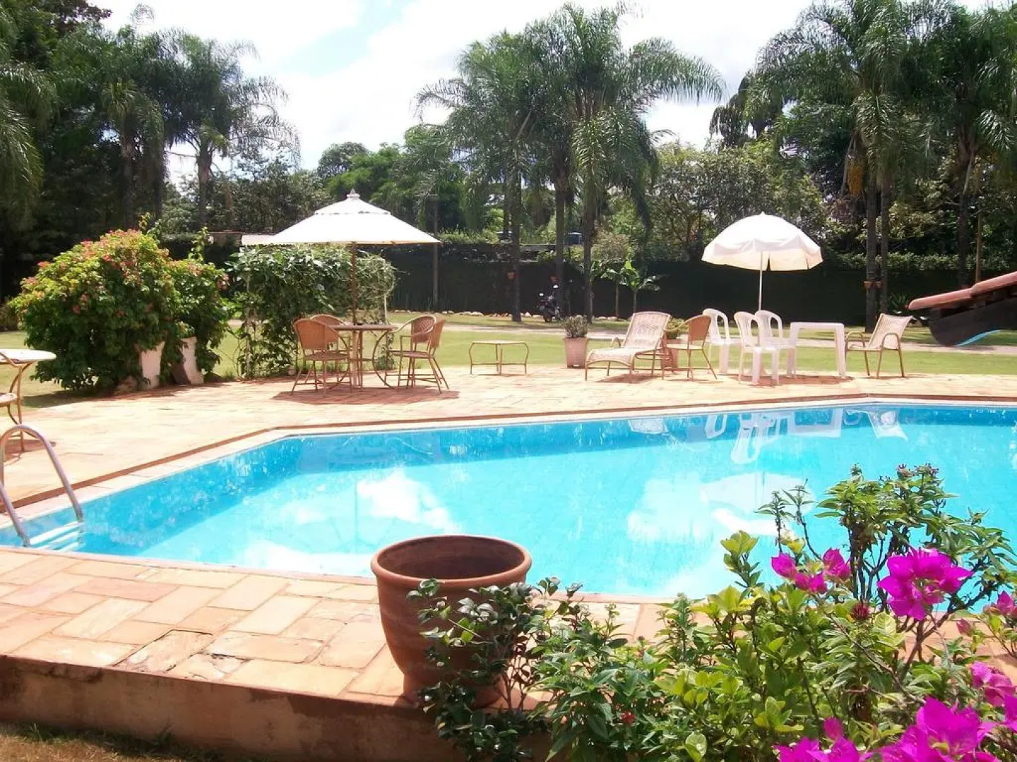 Hotel Pousada Chalé Das Flores