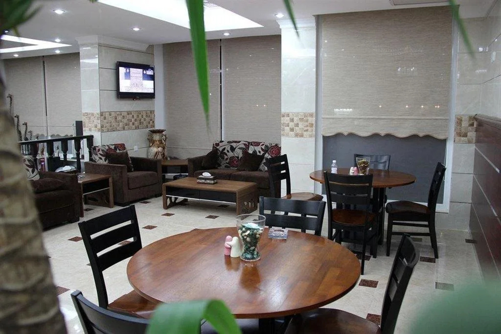 Al Muhanna Plaza Hotel