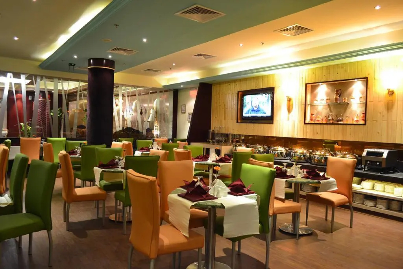 Palette Phoenix Hotel