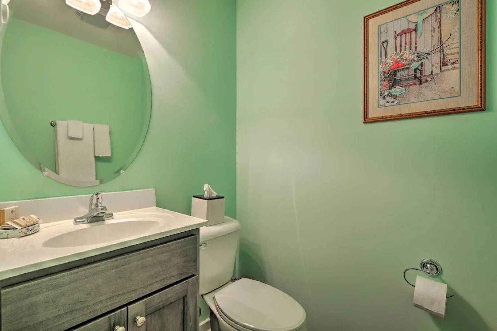 Unwind Fireside! Poconos Cottage 12 Mi to Slopes