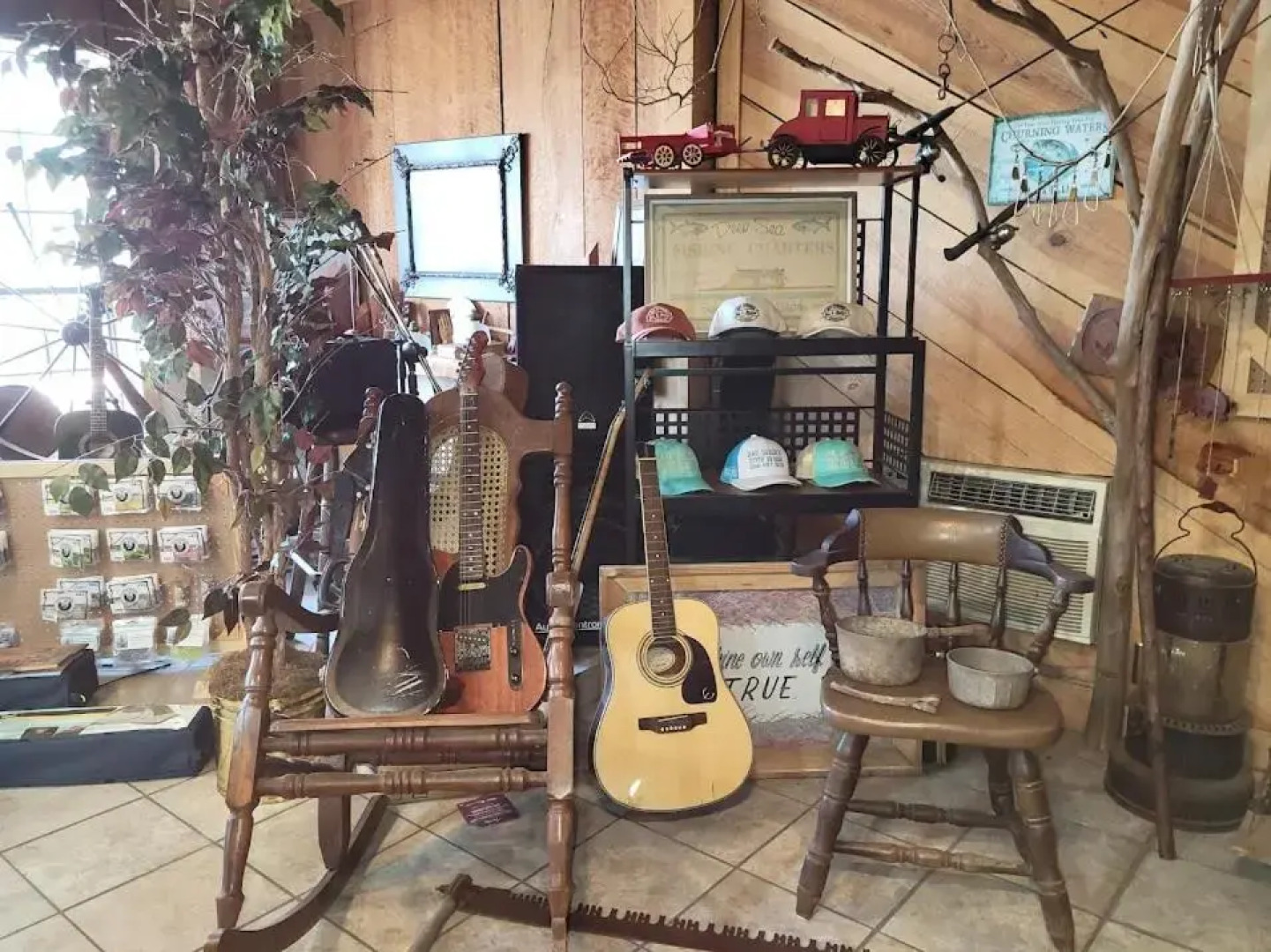 Bay Springs Country Inn & Marina