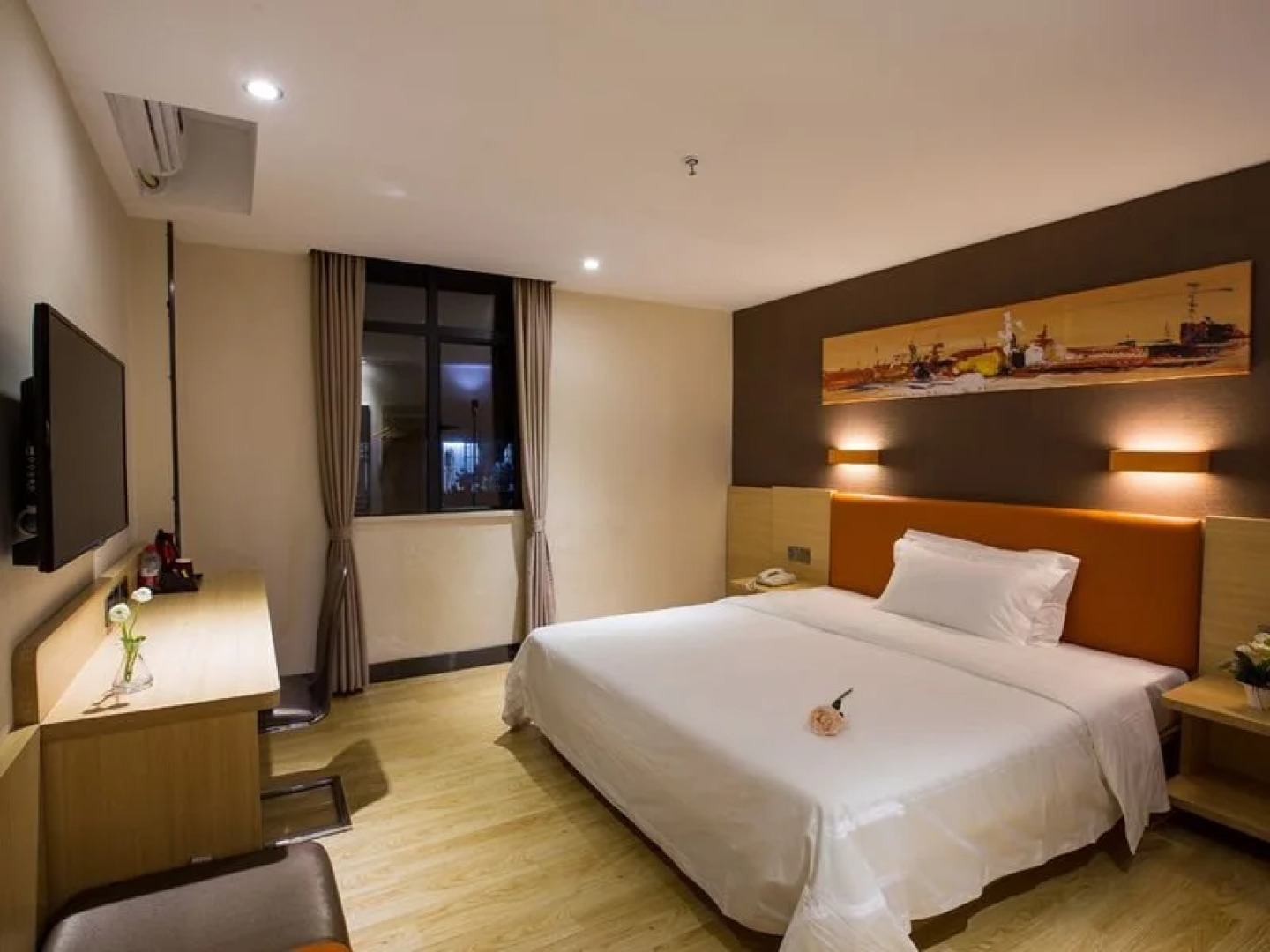 7 Days Inn Xinyang Xinxian Jiefang Road