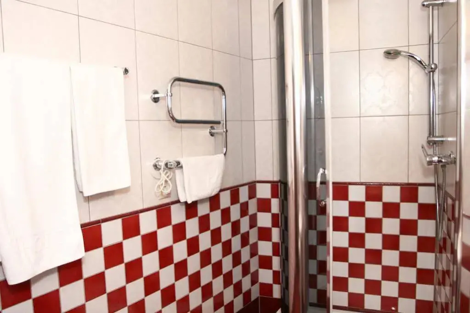 Отель «Четыре сезона»