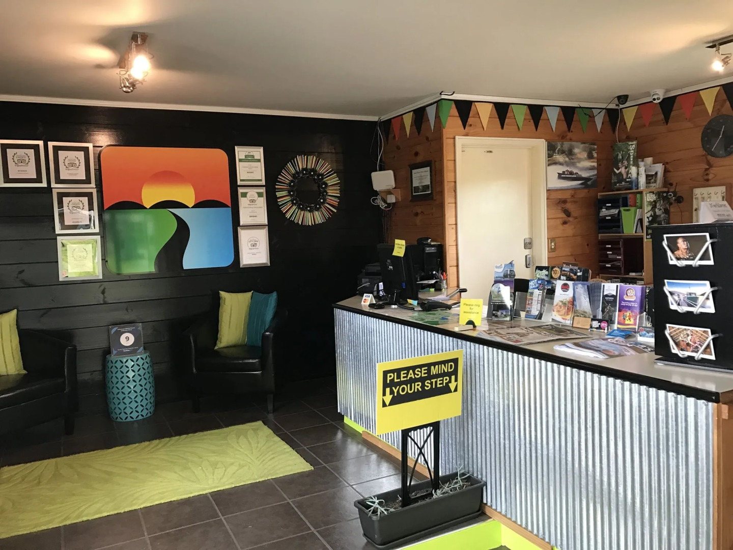 Cedarwood Lakeside Motel & Conference Venue