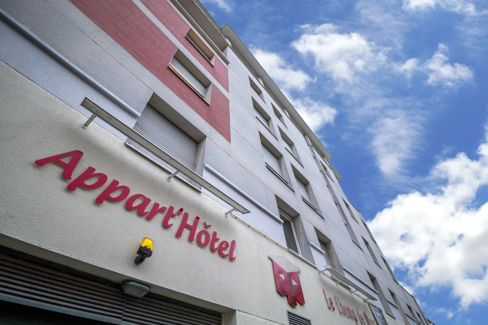 KOSY Appart’Hôtels – Le Champ de Mars