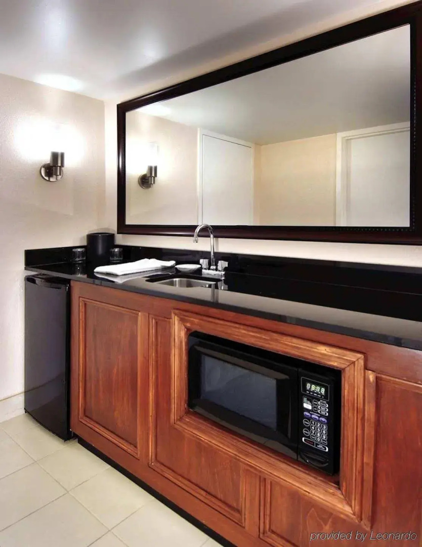 Embassy Suites by Hilton Brunswick