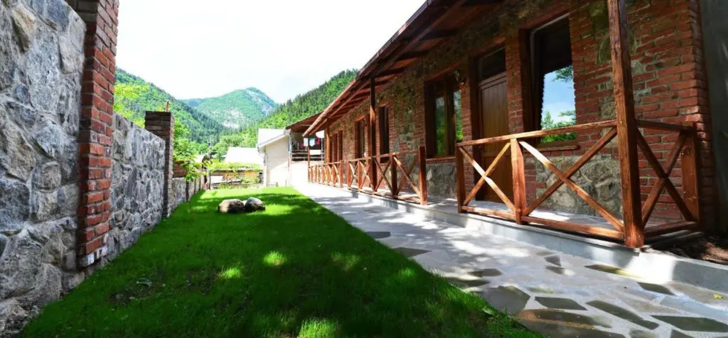 Borjomi Cottages