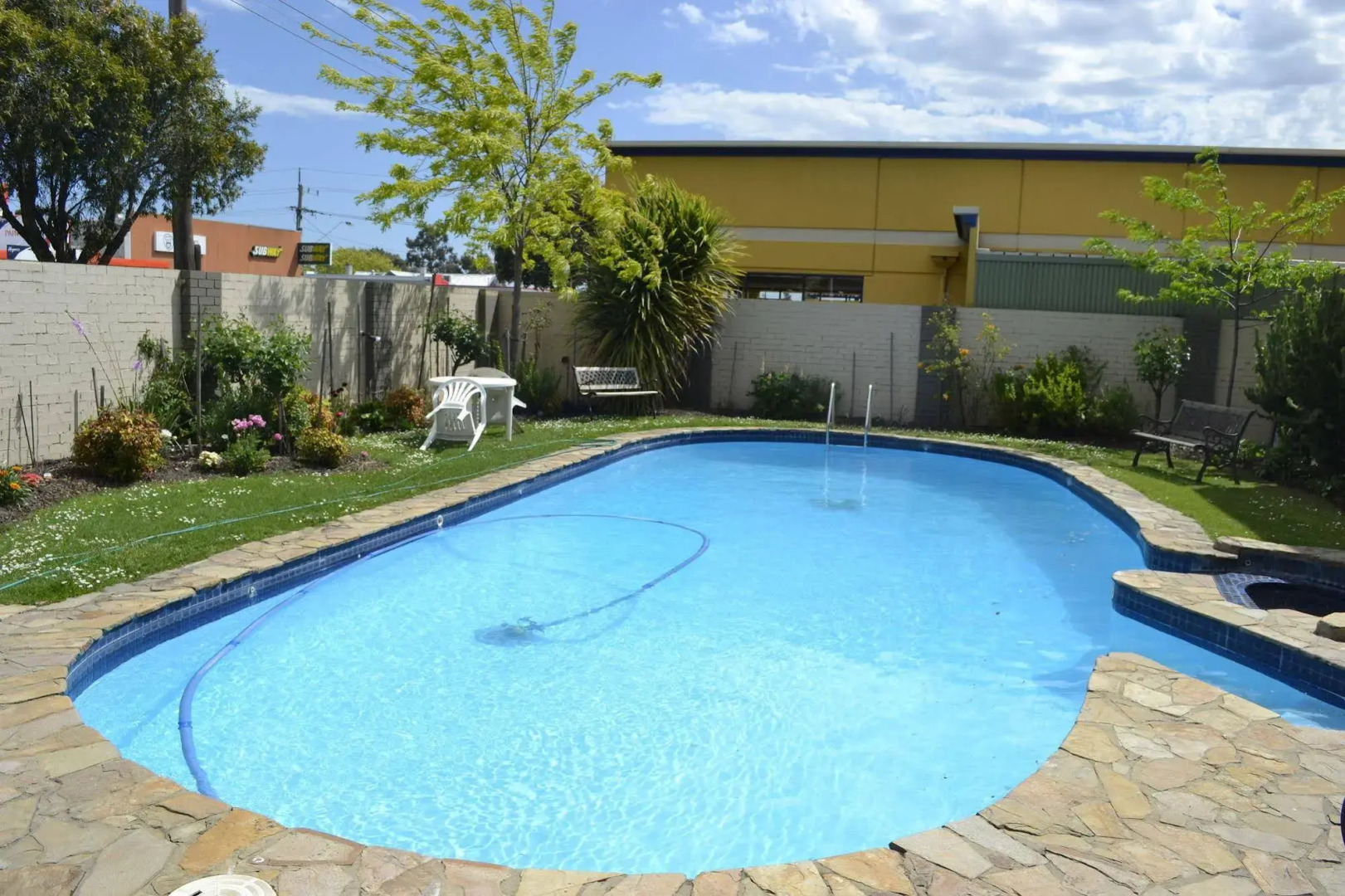 Colac Mid City Motor Inn