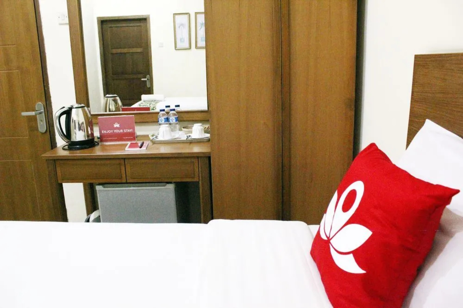 ZEN Rooms K. H. Moh Toha Ciawi