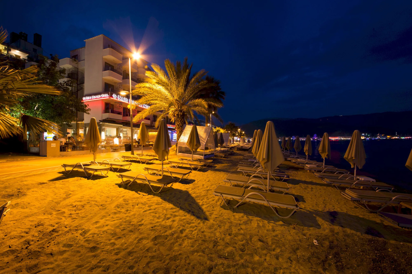 Reis Beach Hotel