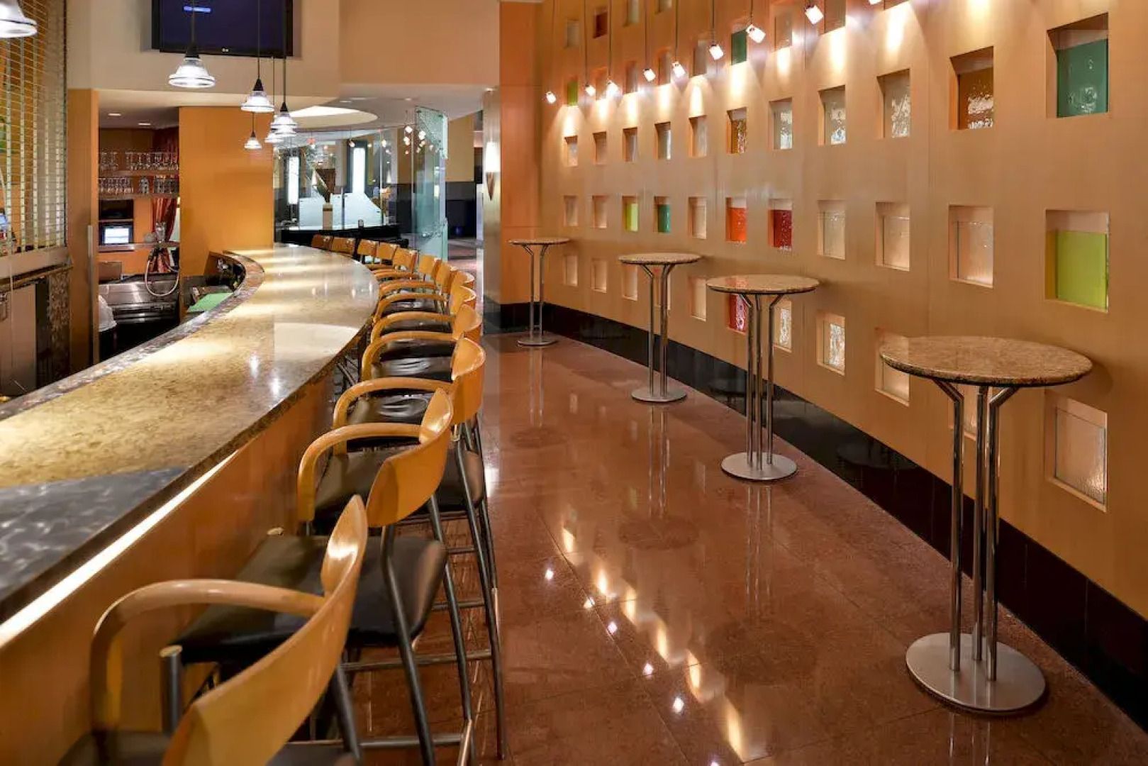 Edward Hotel & Convention Center