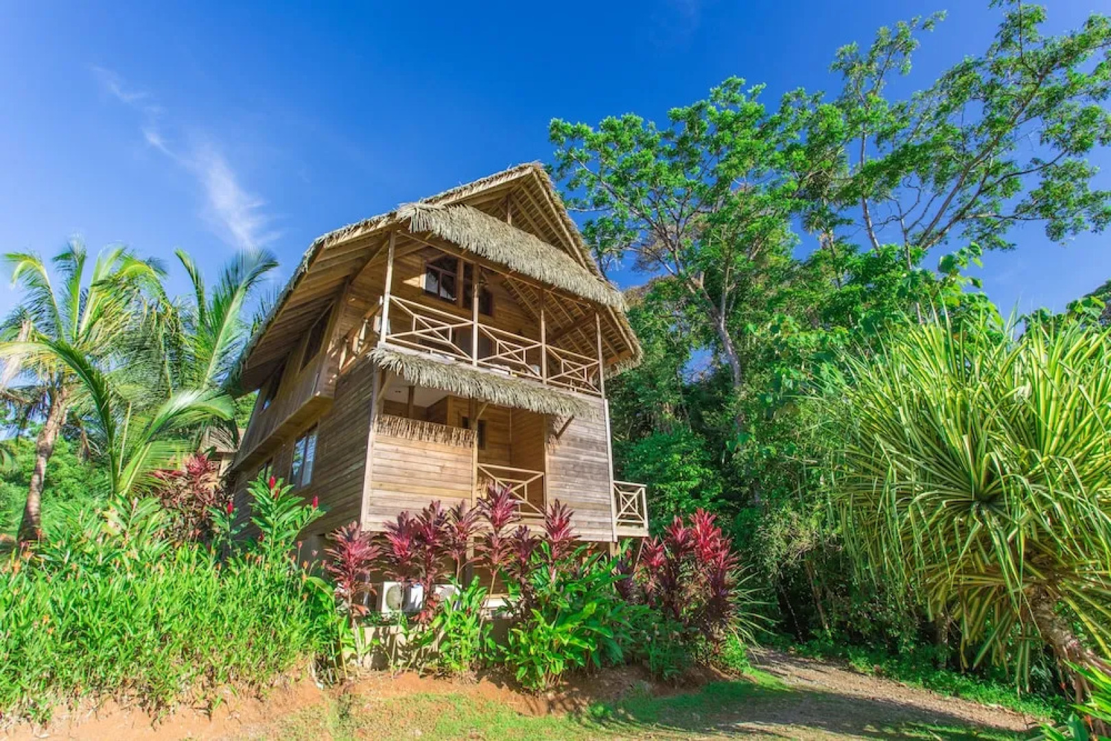 The Island Hub at Red Frog Beach Resort