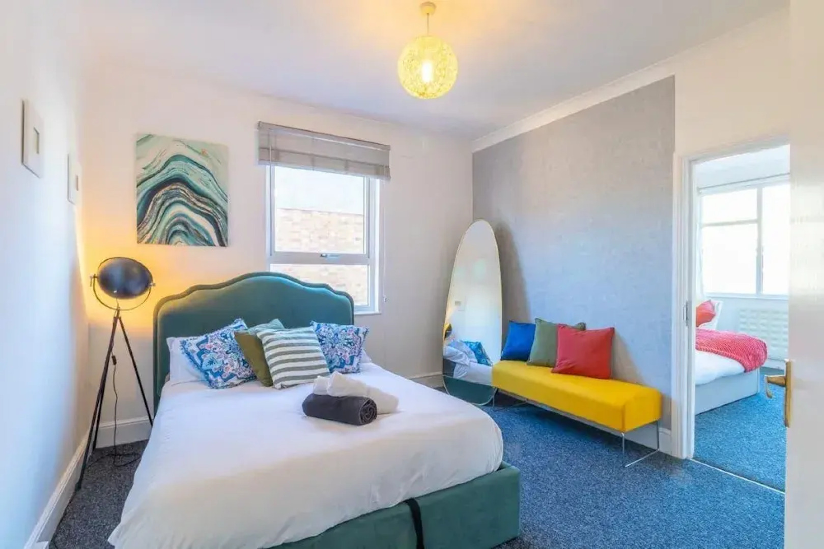 Rayleigh Retreat-spacious Family 3 Bed Apartment