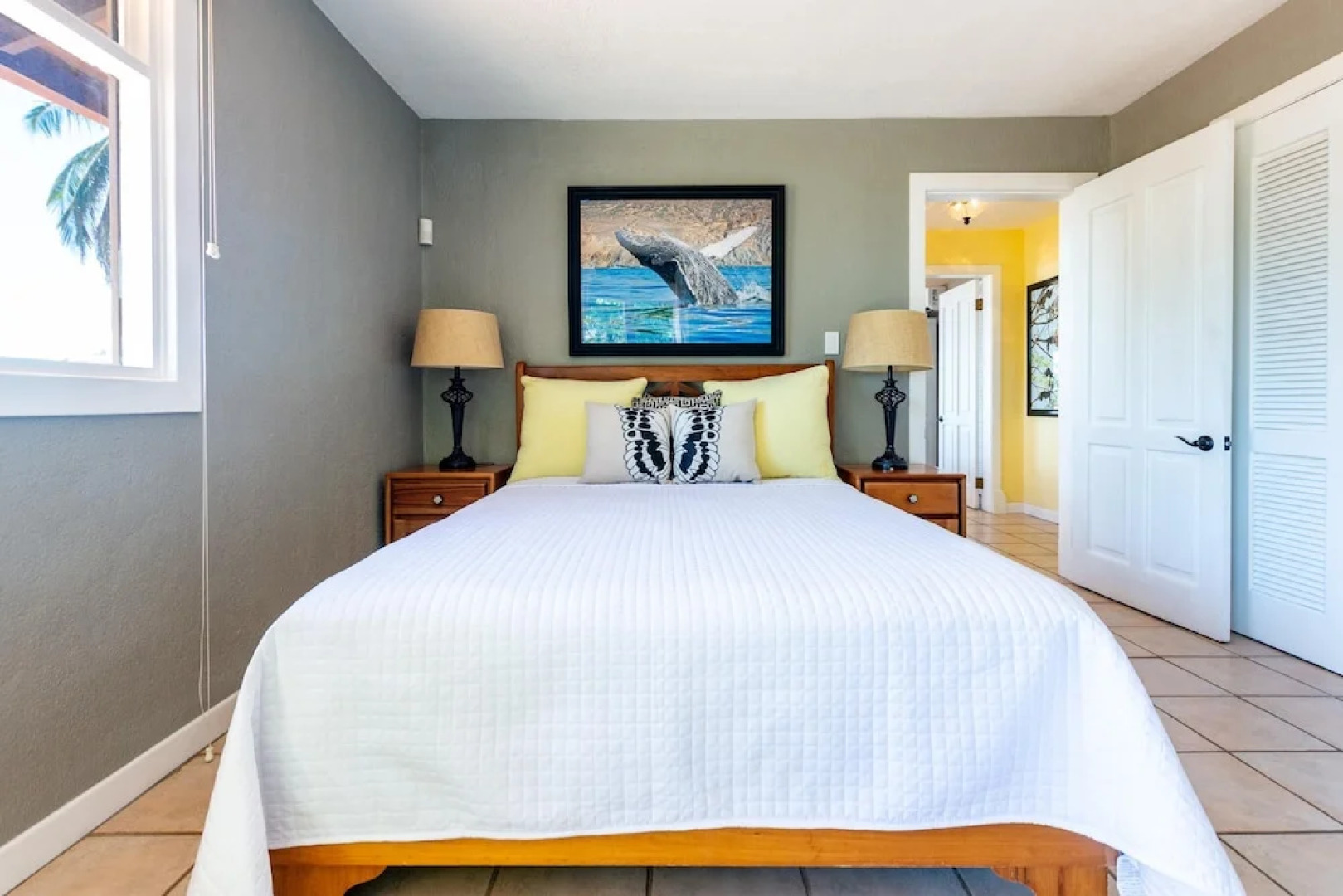 Luxury Flamingo home with ocean view sleeps 10 - walking distance from beach