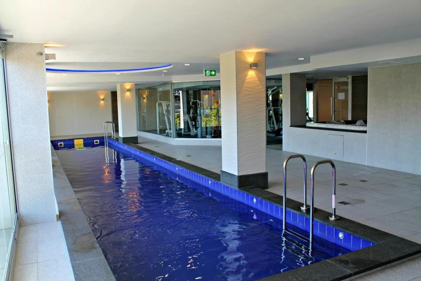 Adelaide Dress Circle Apartments - North Terrace