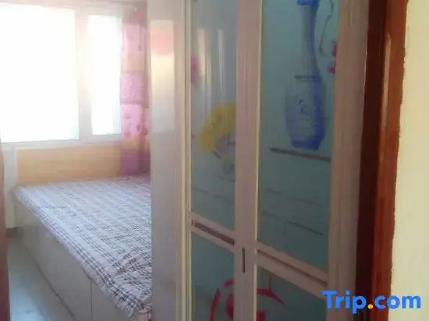 Xuexiang Jinlong Family Hotel