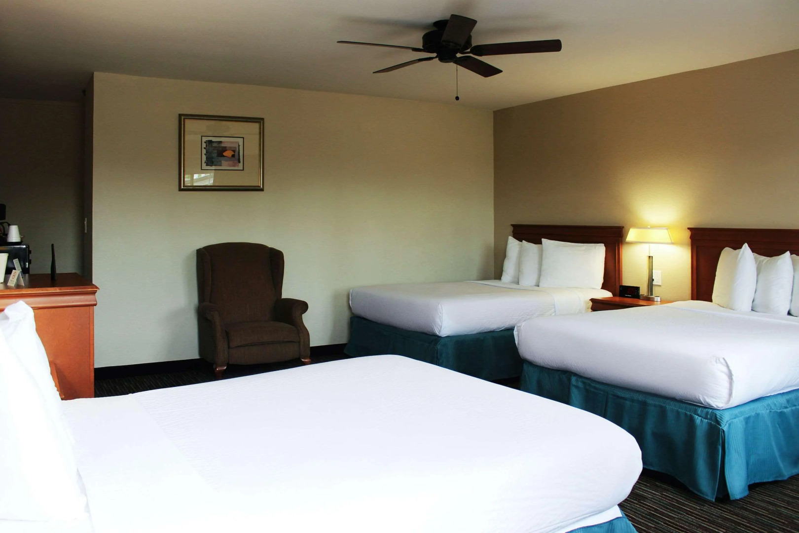 Rodeway Inn Near University-Gateway to Yosemite