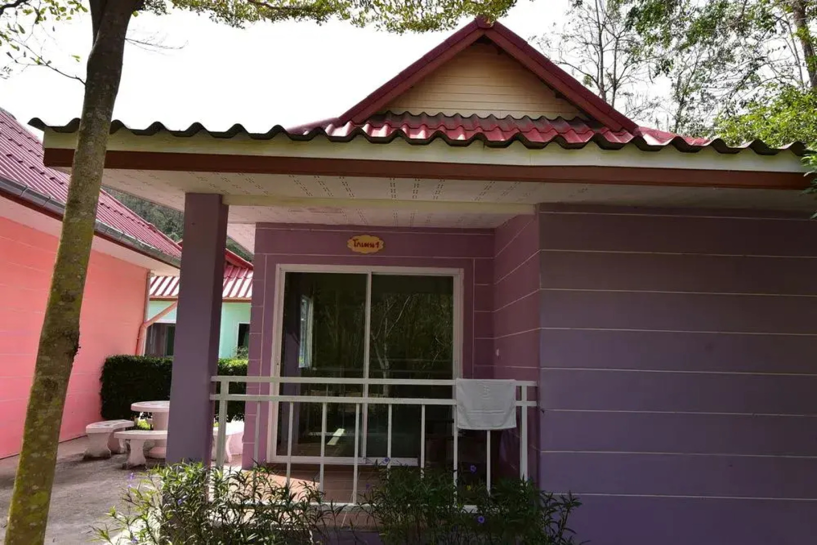 Petch Jed Sao Noi Resort