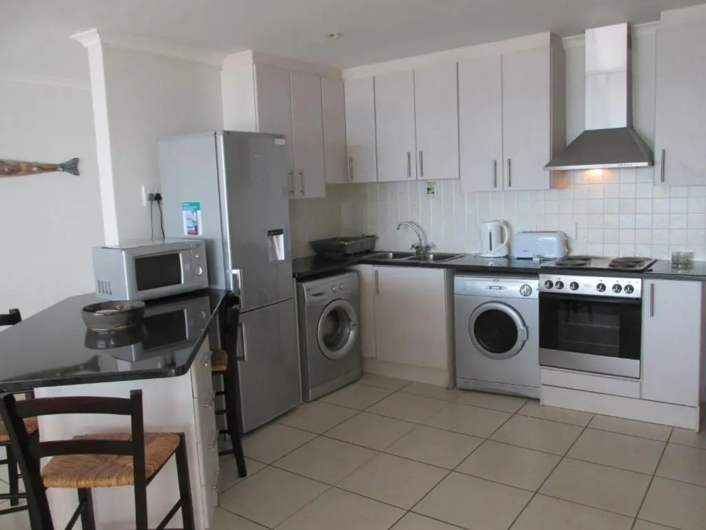 Point Village Accommodation - Linda