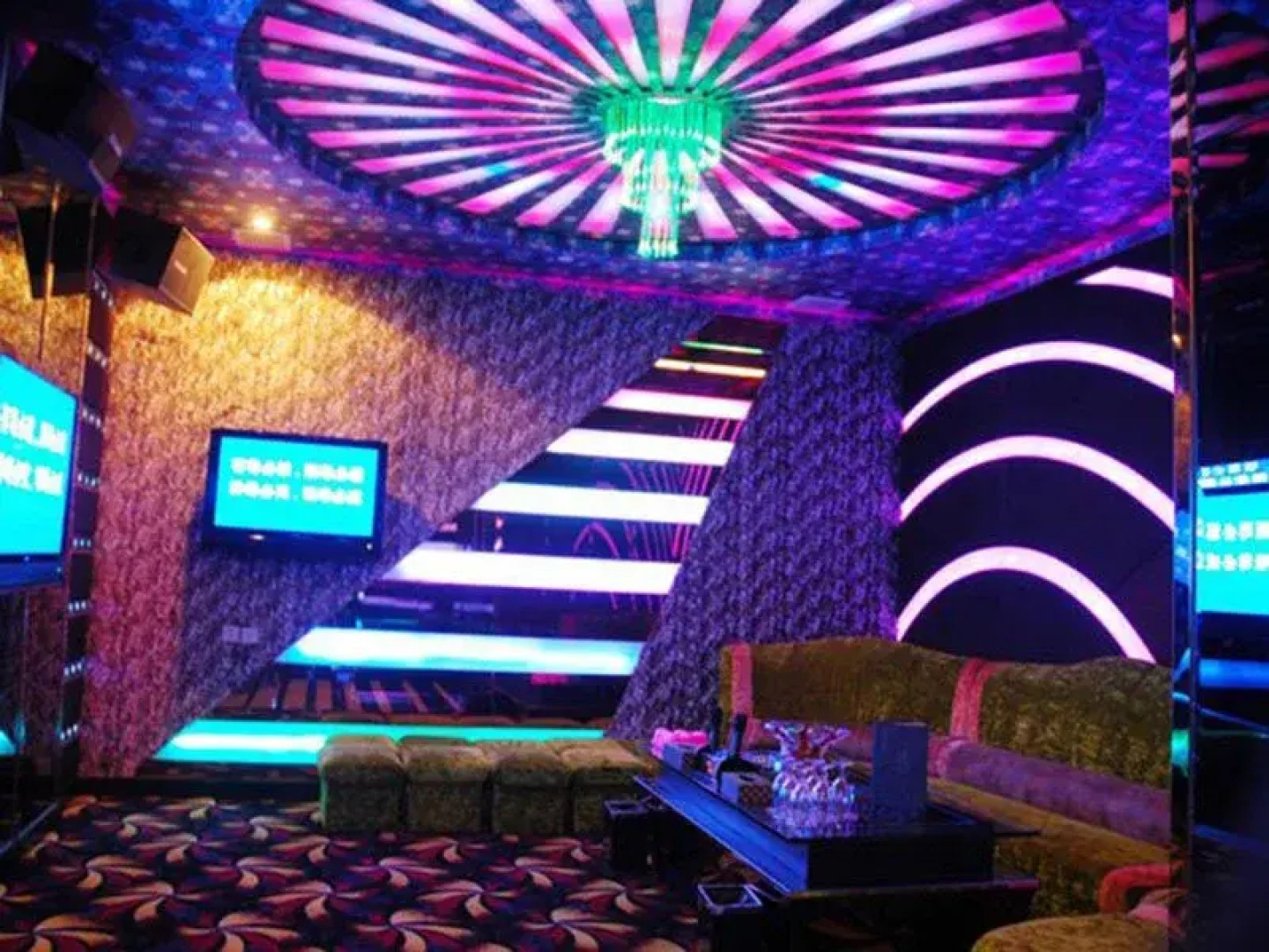 东莞怡安大酒店(雁田店)