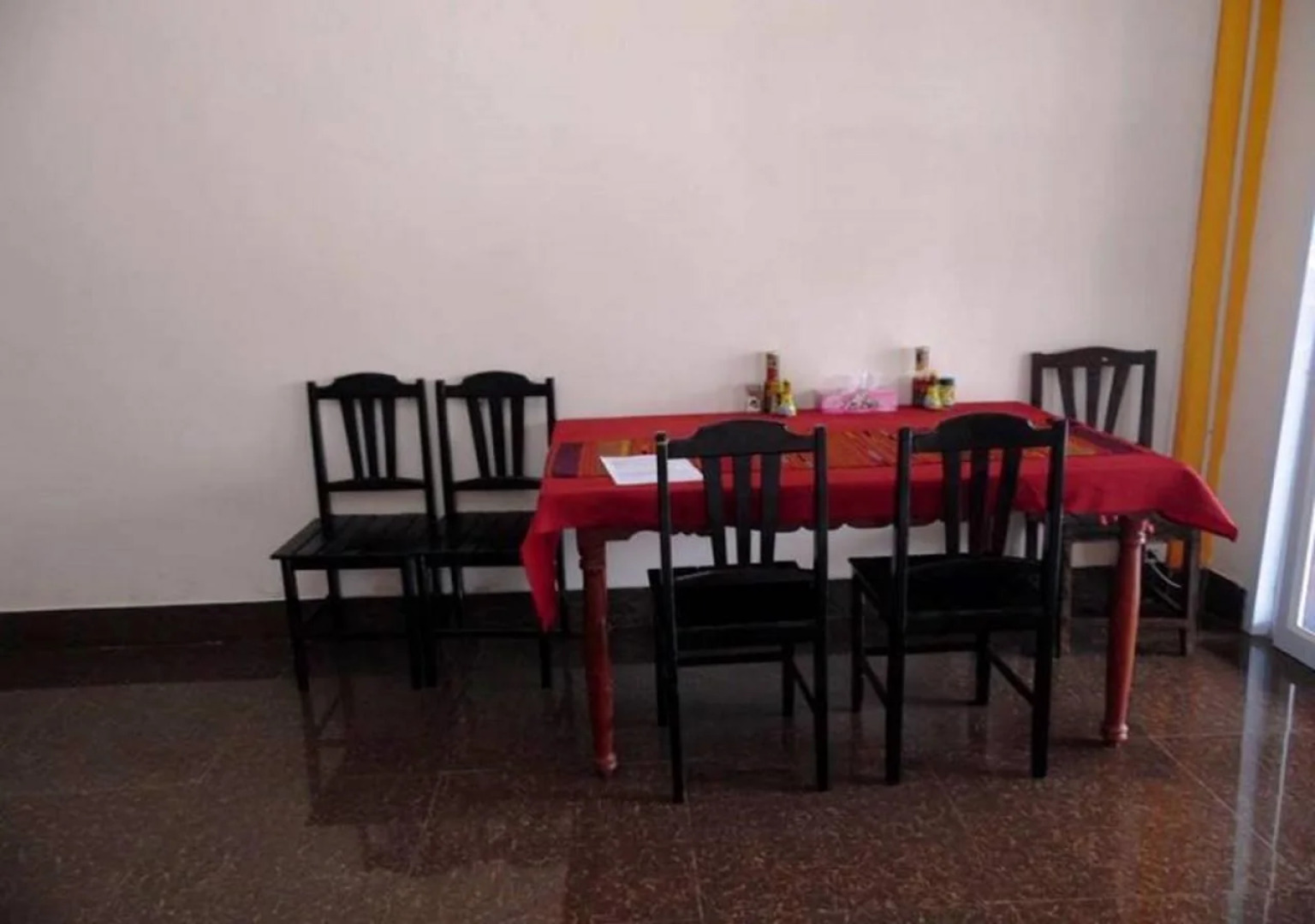 Orange Backpacker Hostel