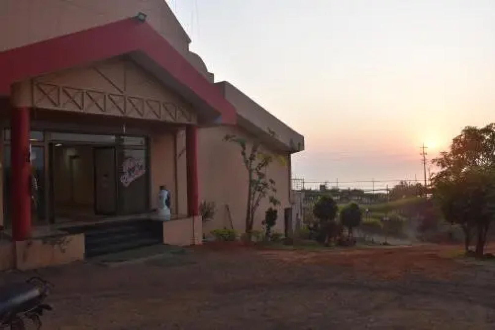 Whistling Palms Beach Resort