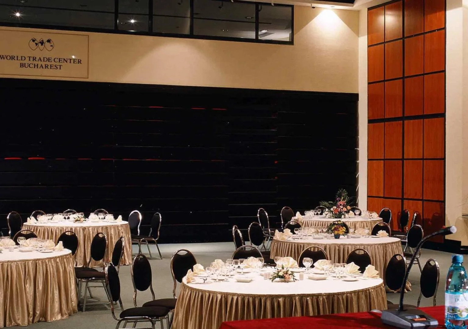 Отель Pullman Bucharest World Trade Center