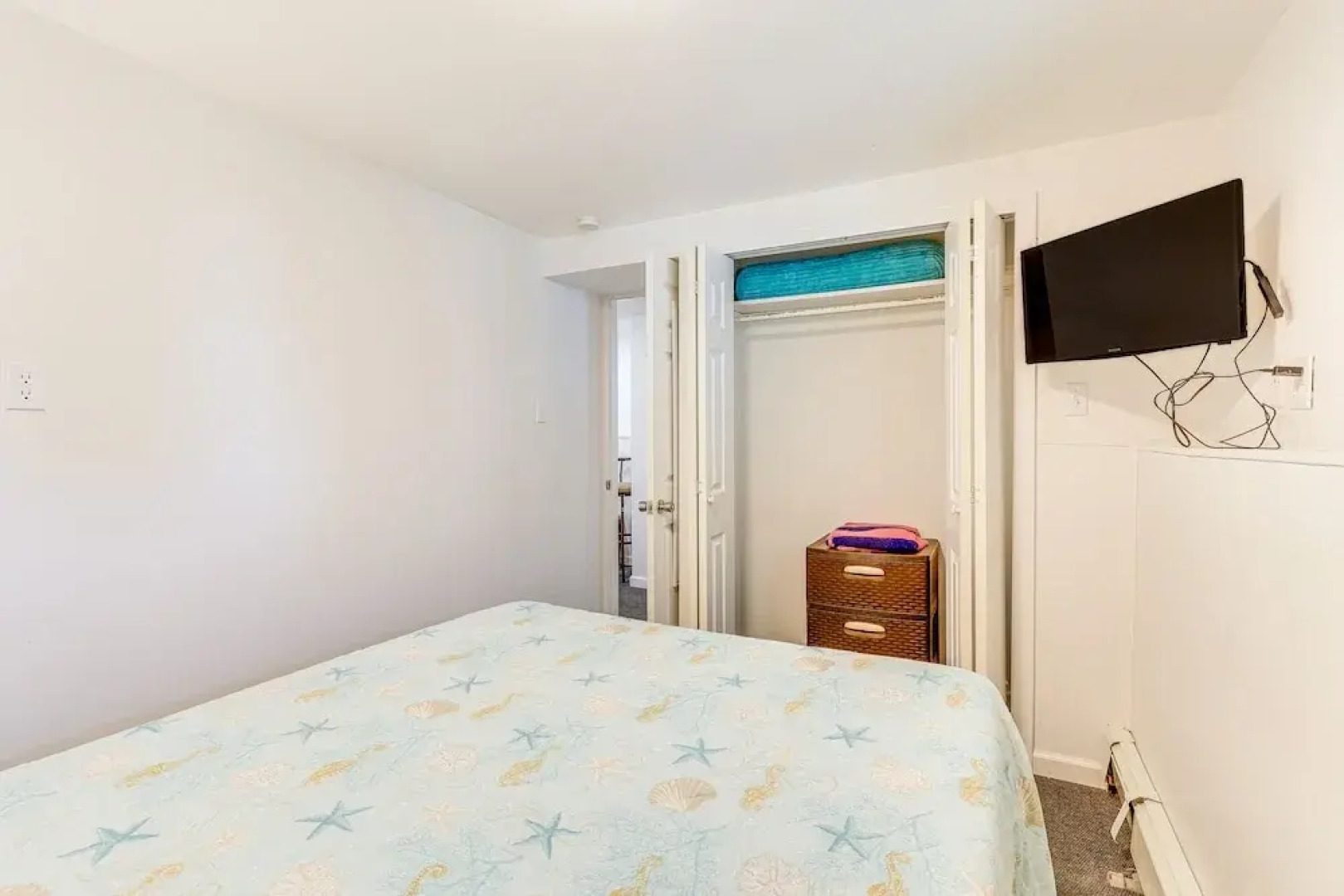 Milford Vacation Rental 1 Block to Beach