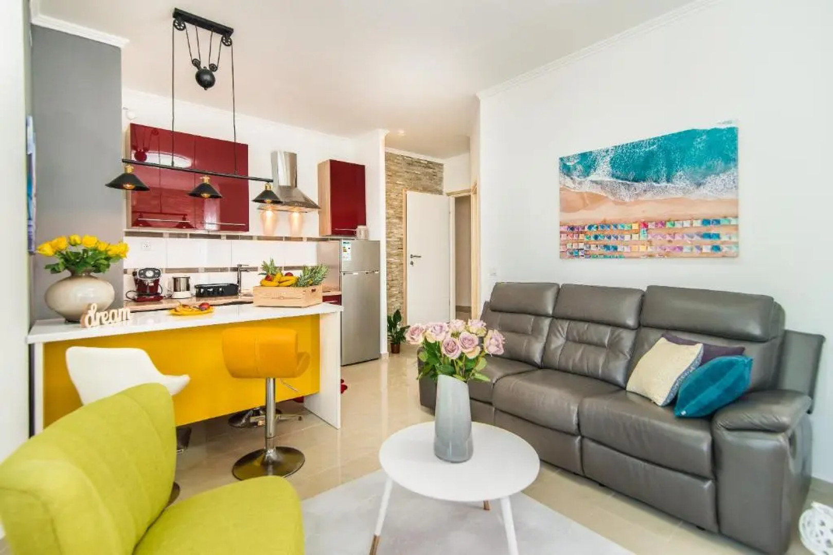 Charming house on the beach and Deluxe Apartment