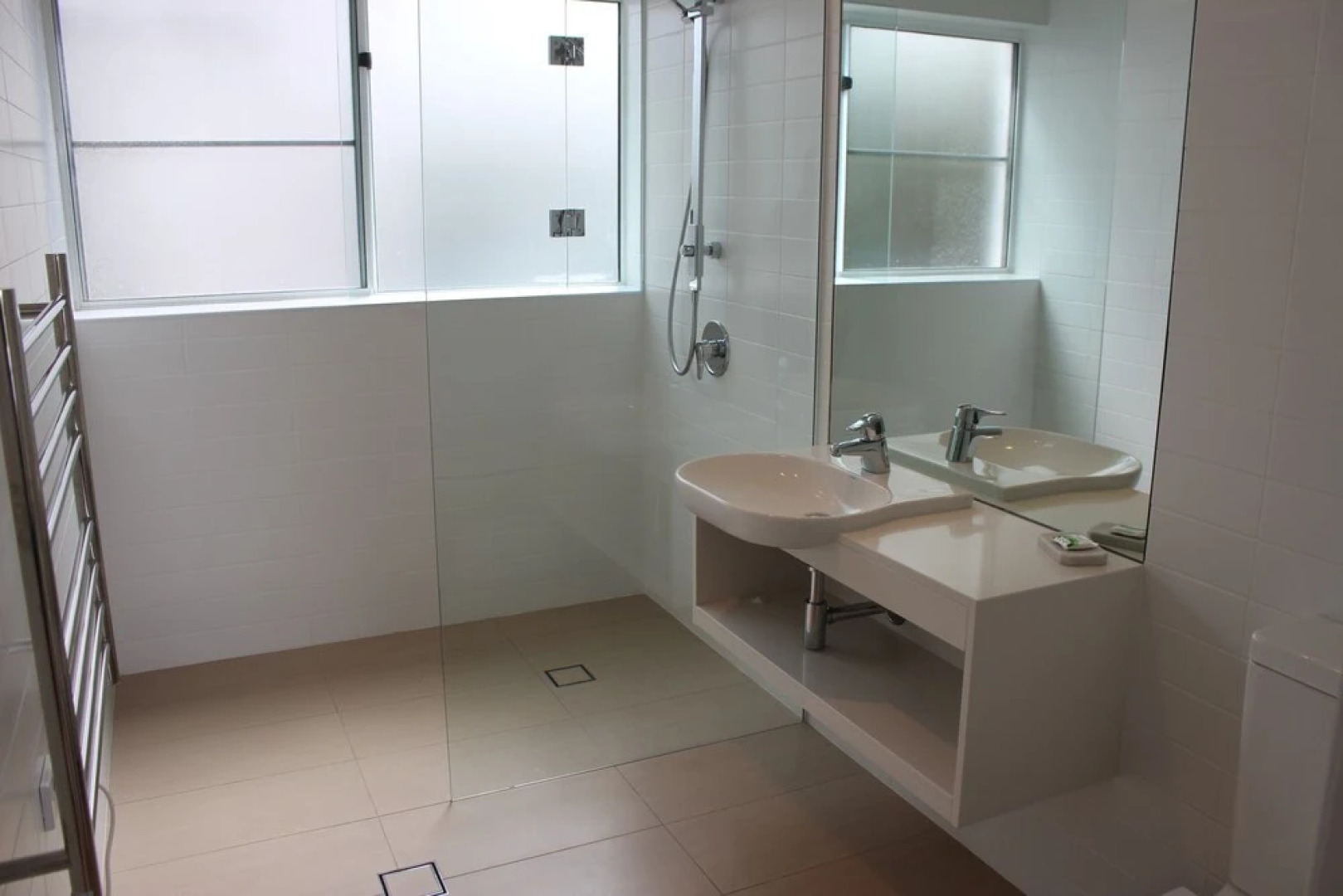 22 ON COAST - (Weekly Only)