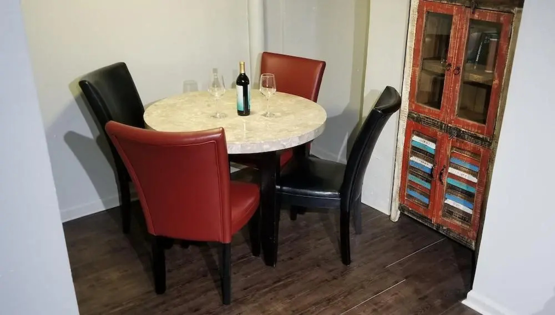 NYC NJ Romantic And Cozy Hideaway