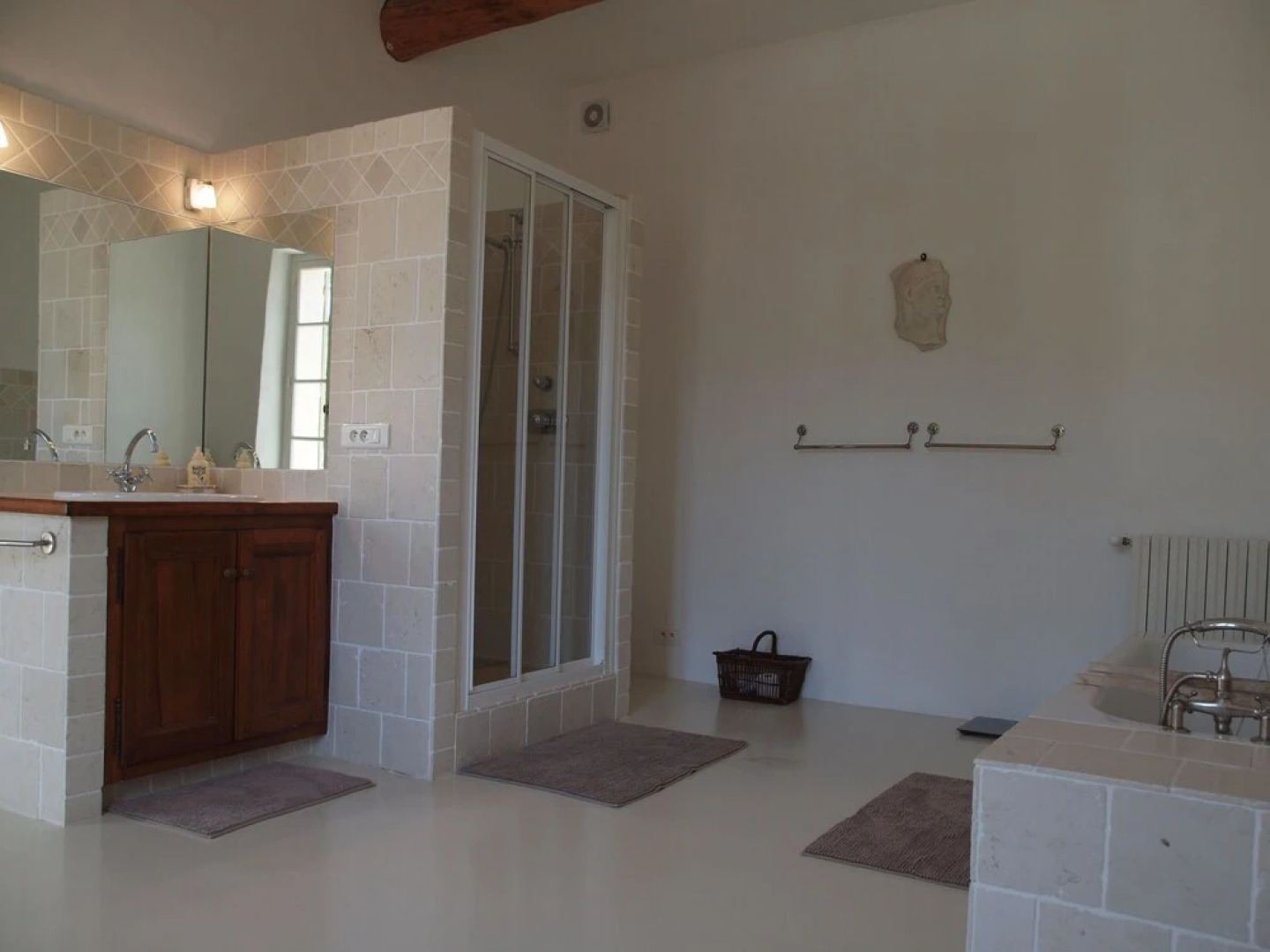 Enticing Villa With Private Swimming Pool in Oppede