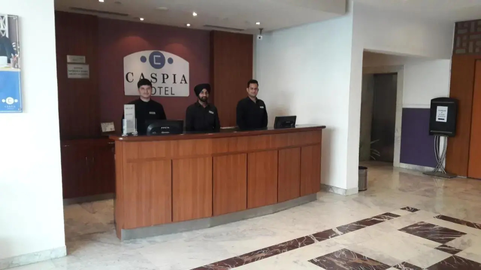 Caspia Hotel New Delhi Shalimar Bagh