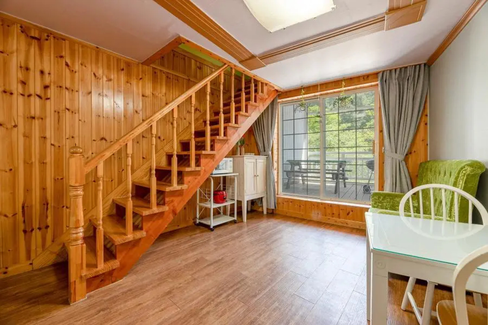 Pocheon Jayeongwasaramdel Pension