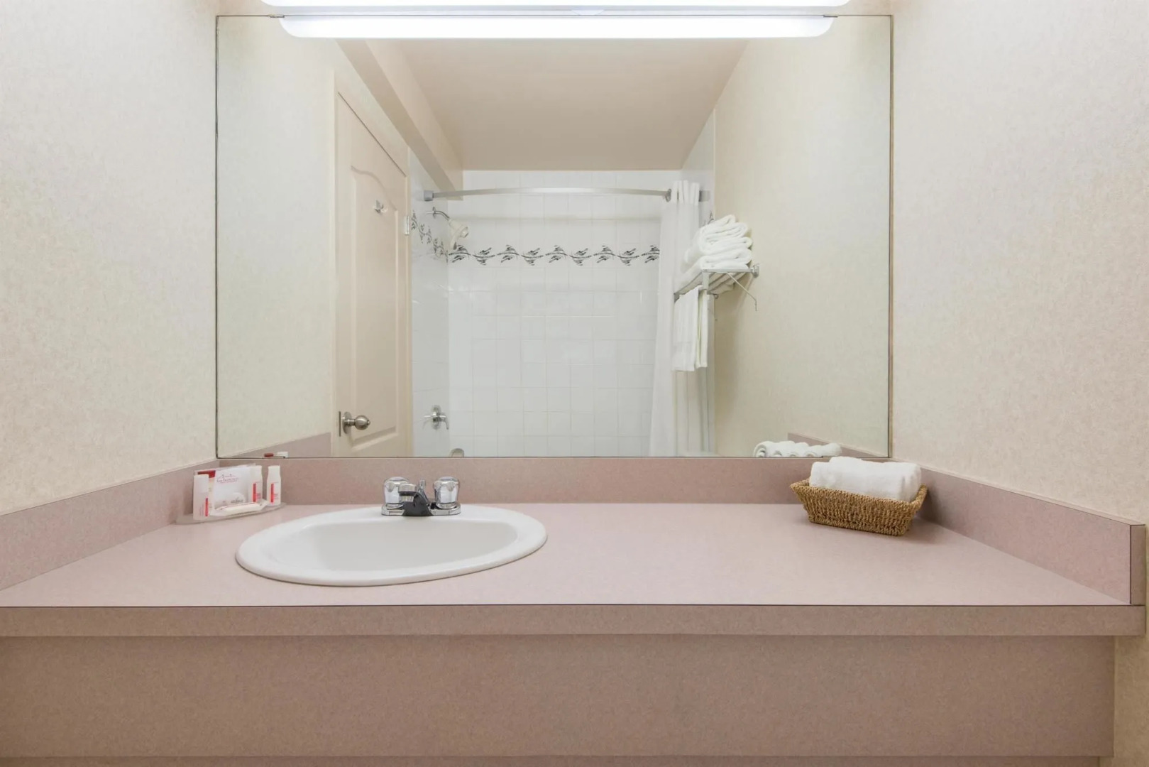 Ramada by Wyndham Lloydminster