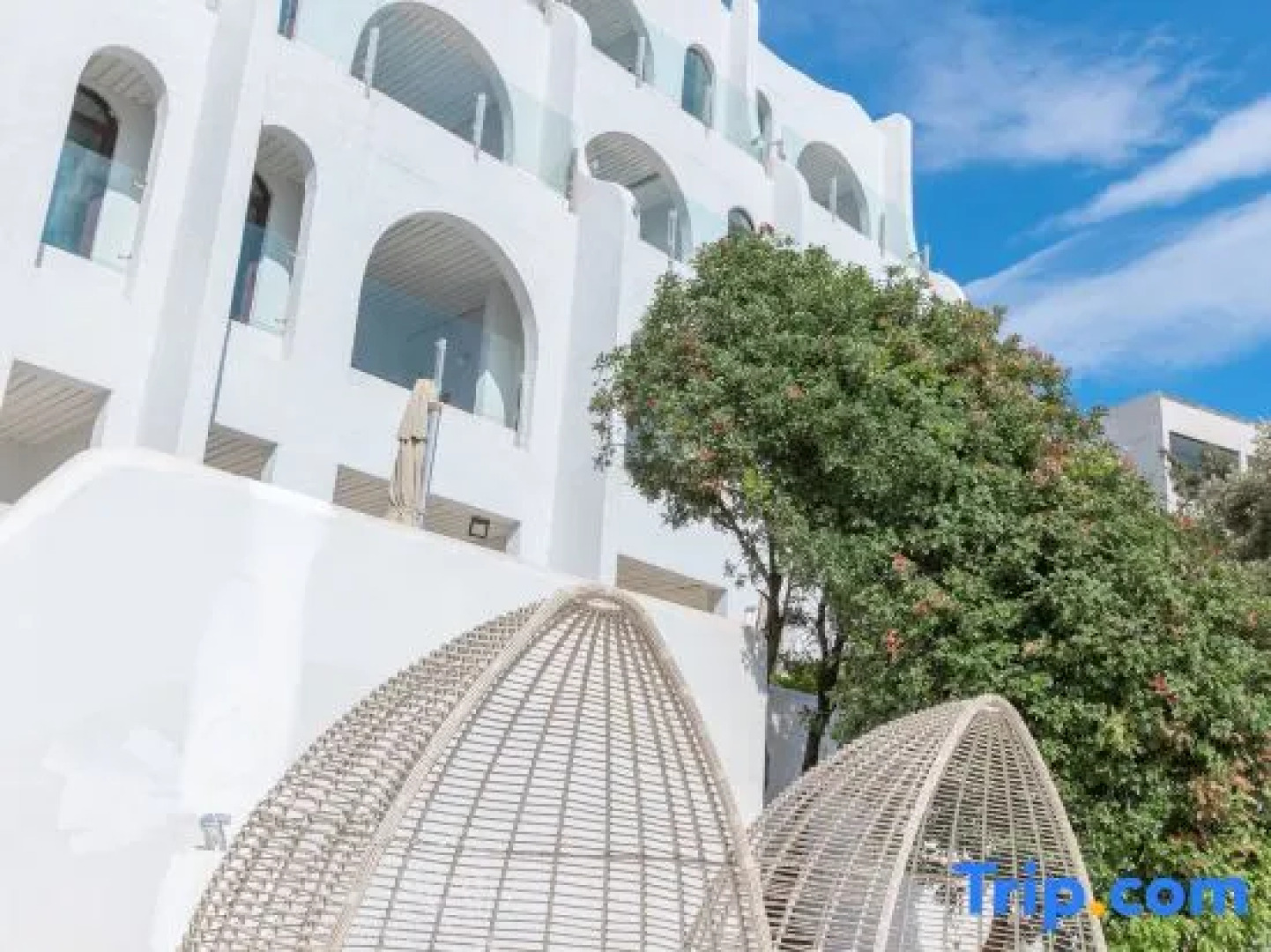 Rousseau homestay in Fuxian Lake