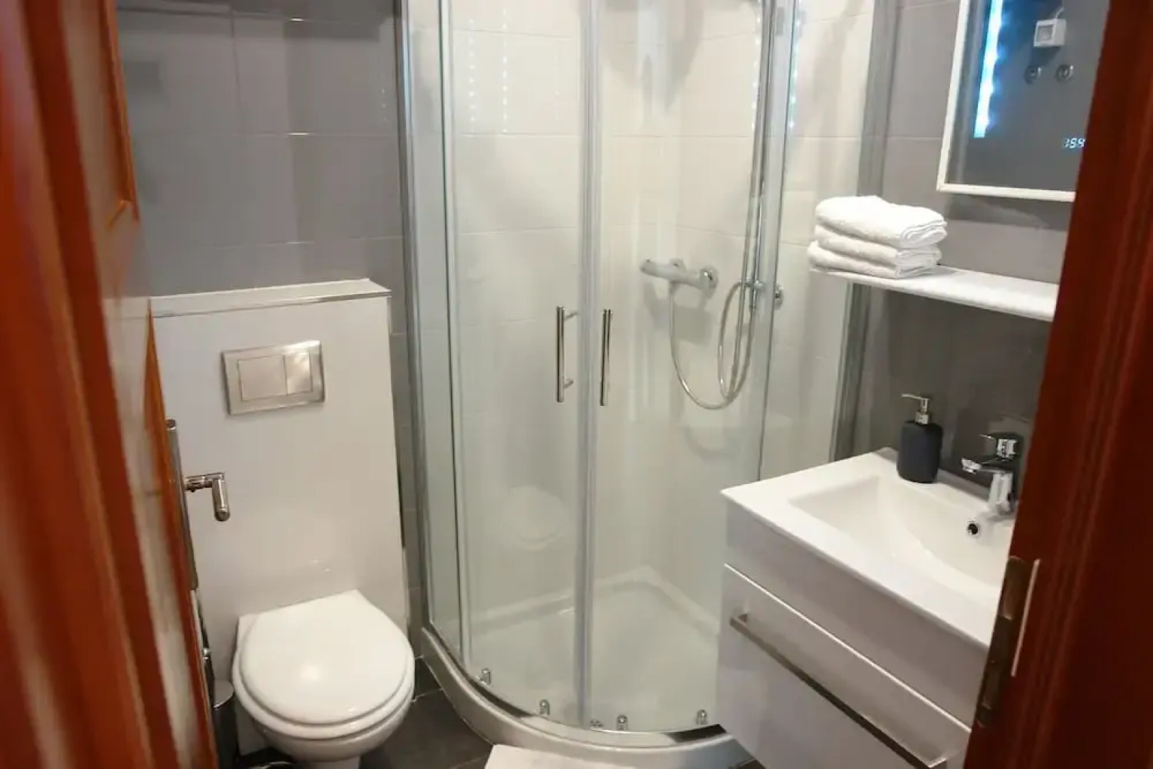 Forest&Sea apartment-Bikes&table incl