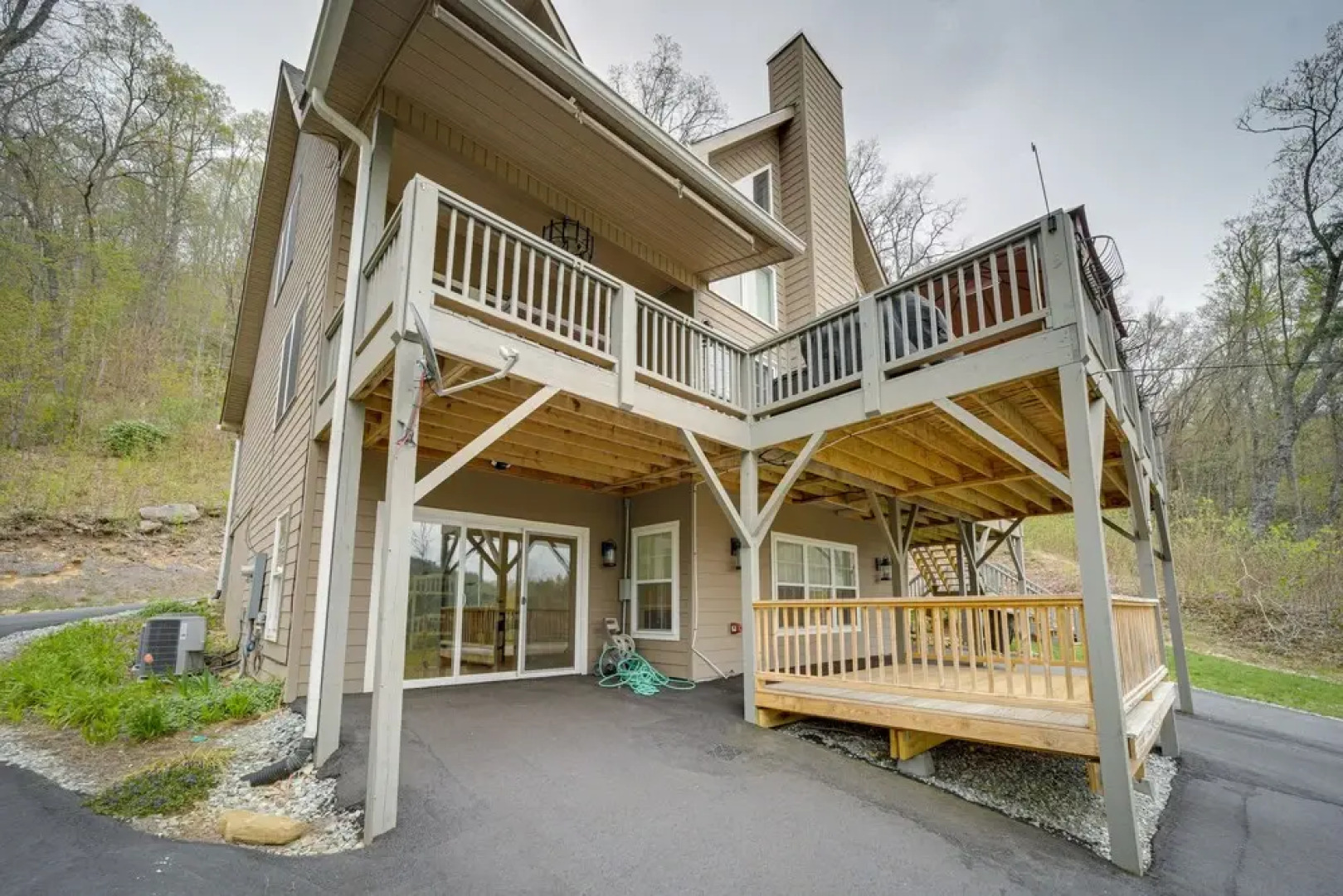 Spacious Lake Glenville Getaway w/ Deck!