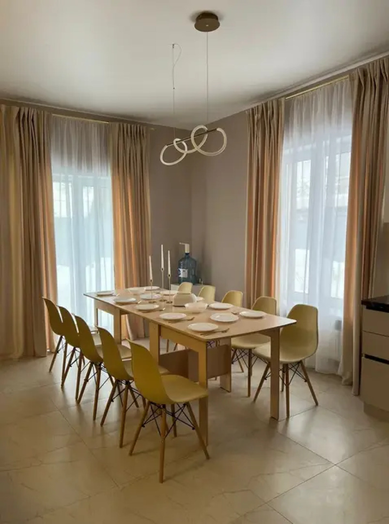 Коттедж Yellow Stone с камином