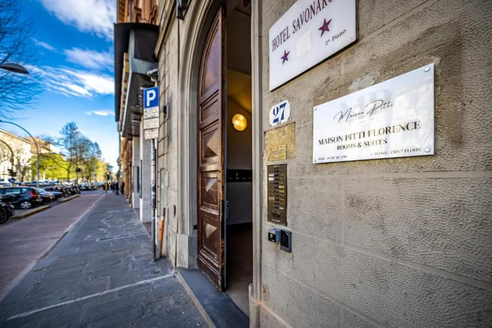 Maison Pitti Florence