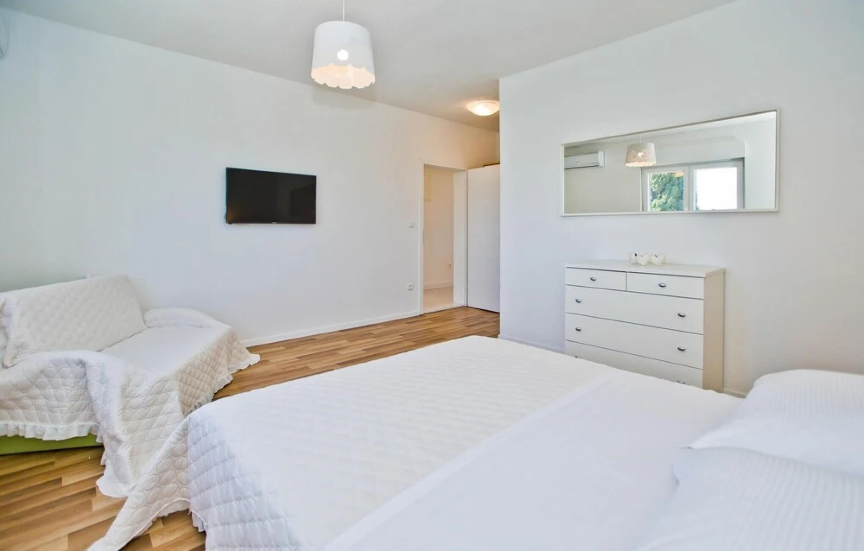 Nice Home in Bogomolje With Outdoor Swimming Pool, Wifi and 3 Bedrooms