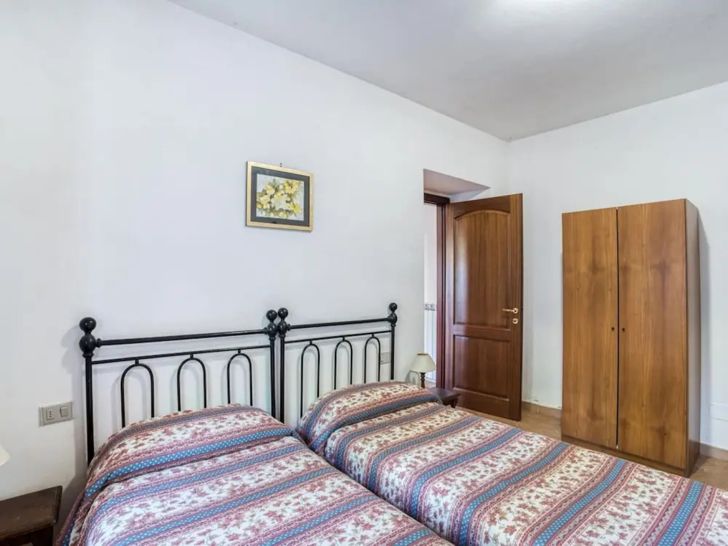 Apartment in Citerna With Pool