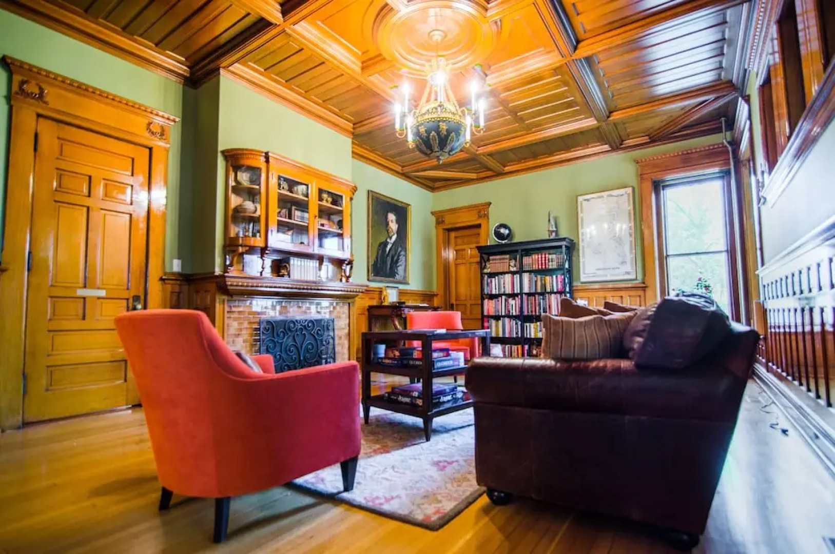 Castle La Crosse Bed and Breakfast