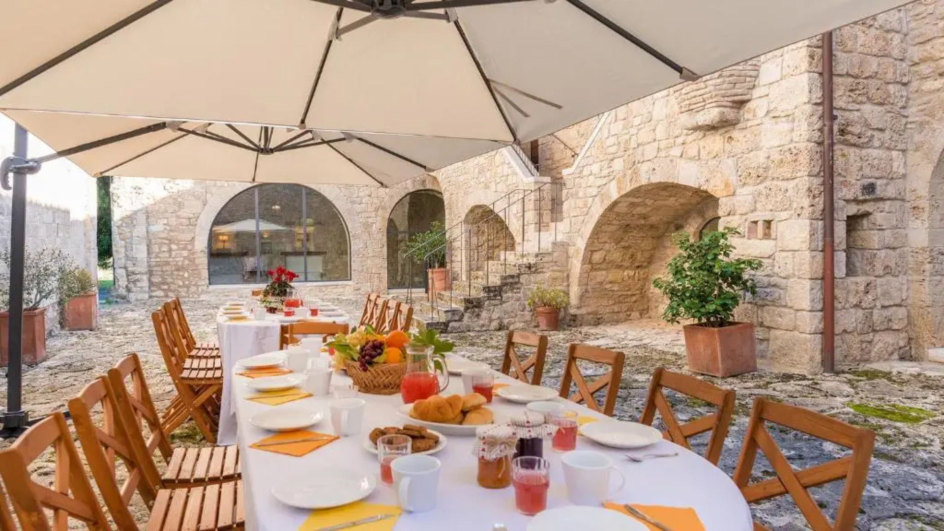 SANTA ILLUMINATA 20, Emma Villas