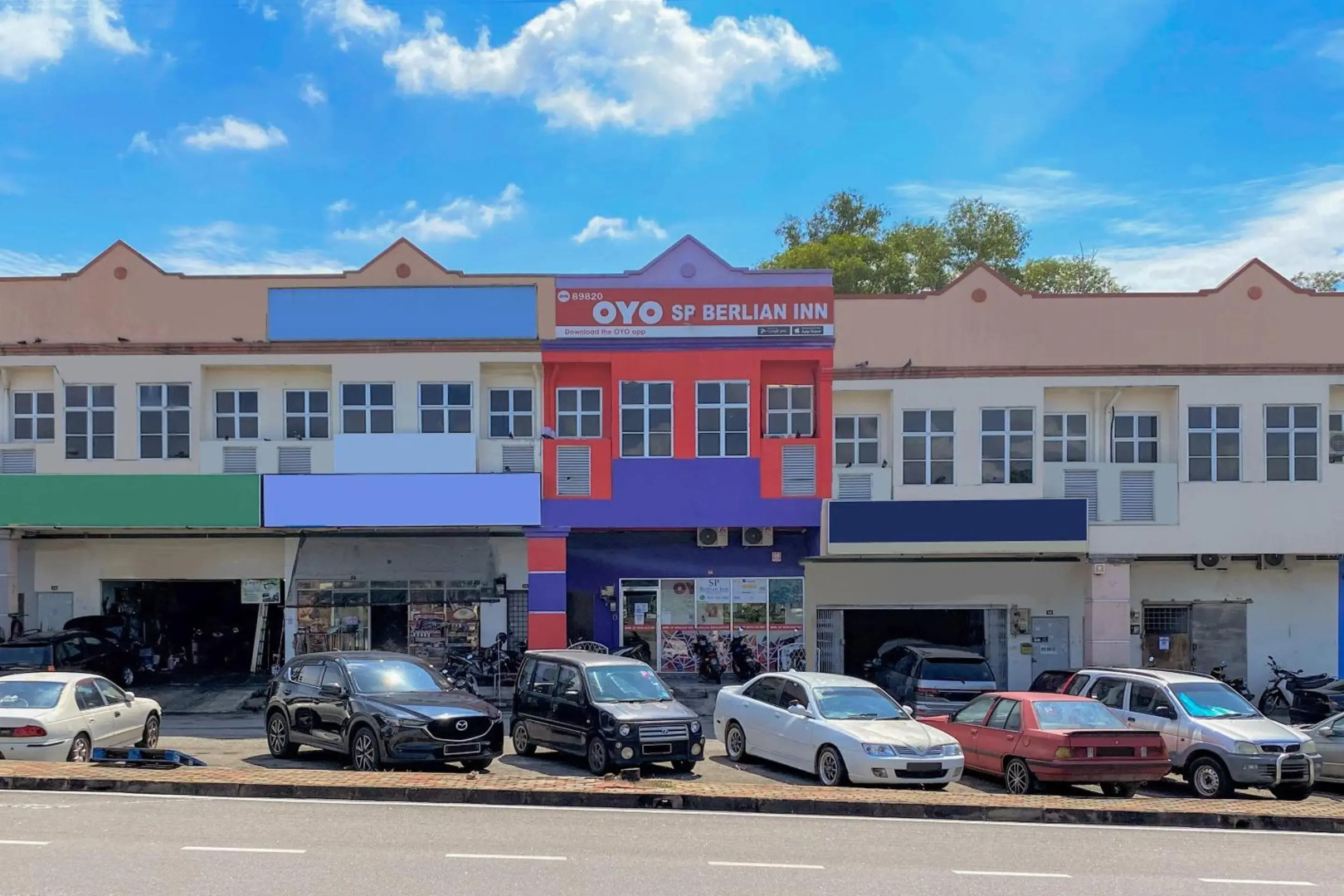 Hotel O Sp Berlian Inn