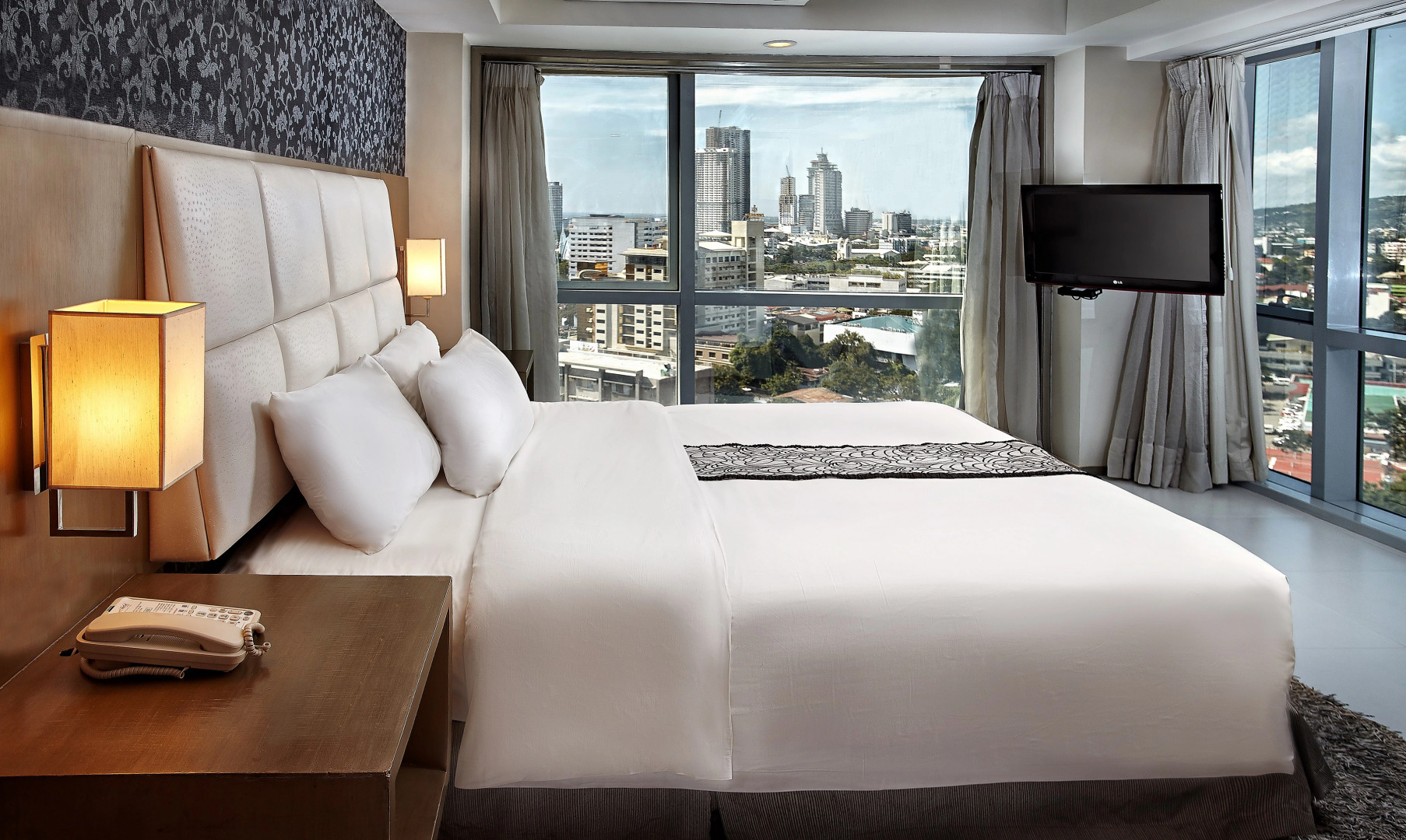 Quest Hotel & Conference Center