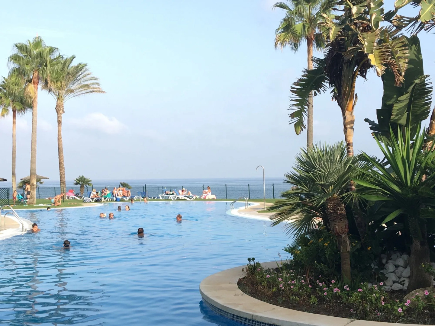 Mi Capricho Beachfront Apartment - Sitio de Calahonda