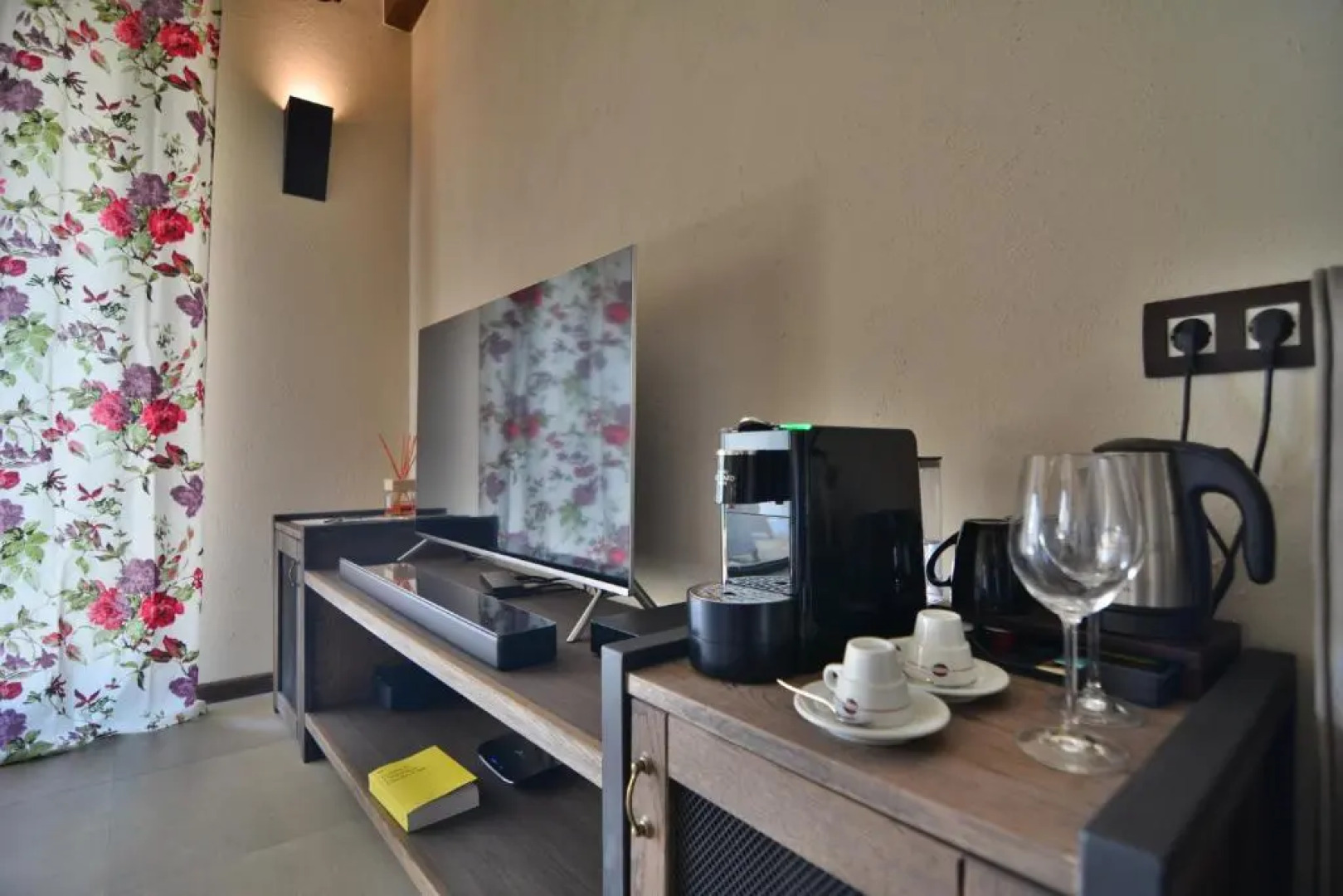 Zornitza Family Estate Relais & Chateaux